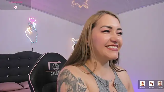 LUNAKITTY TAY online show from 06/04/26, 11:26