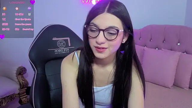 MAHYRA TAY online show from 04/16/26, 07:14