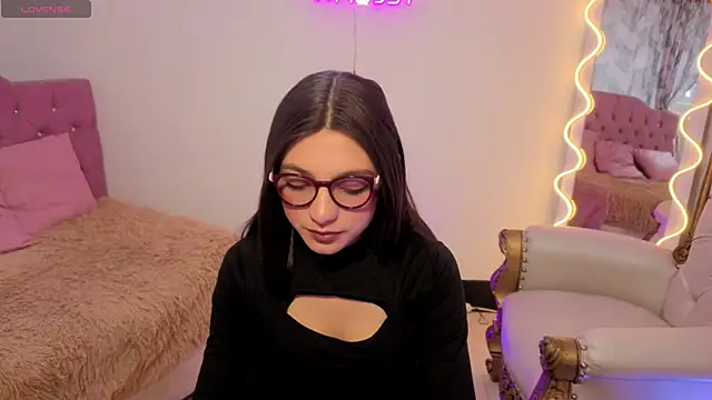 MAHYRA TAY online show from 03/04/26, 07:10