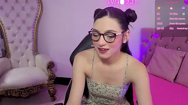 MAHYRA TAY online show from 04/08/26, 07:26