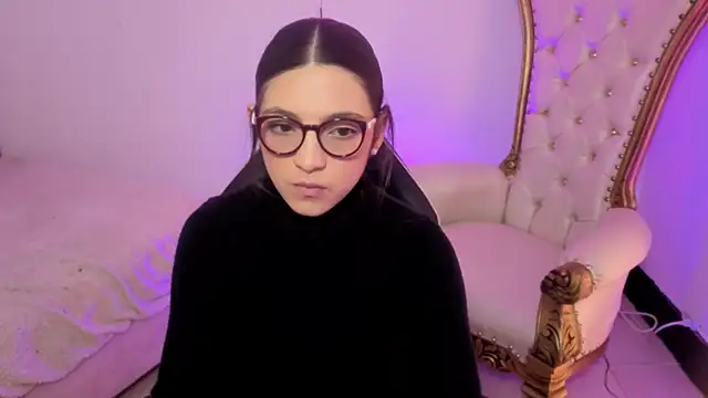 MAHYRA TAY online show from 03/18/26, 07:26