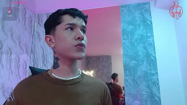 Snapshot of estefan_tay chatting on 02/10/26, 07:35 estefan tay online show from 02/10/26, 07:35