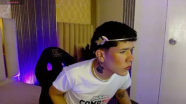 Snapshot of estefan_tay chatting on 03/01/26, 03:28 estefan tay online show from 03/01/26, 03:28