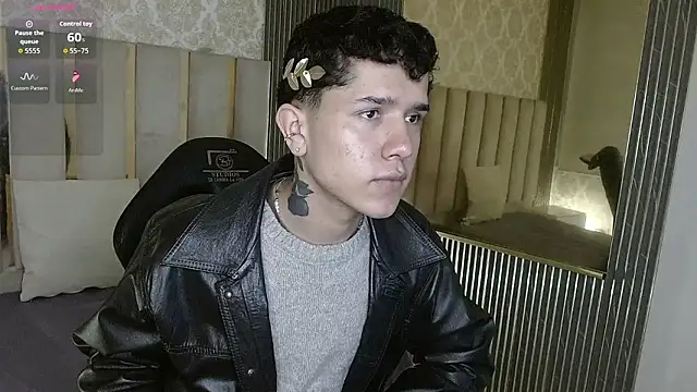 Snapshot of estefan_tay chatting on 02/24/26, 02:45 estefan tay online show from 02/24/26, 02:45