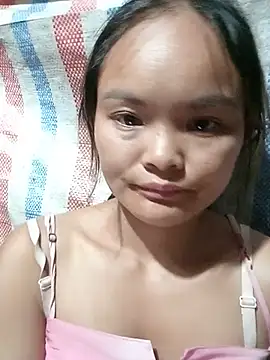Snapshot of Luminana chatting on 07/07/26, 11:52 Luminana online show from 07/07/26, 11:52