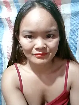Snapshot of Luminana chatting on 06/21/26, 03:23 Luminana online show from 06/21/26, 03:23