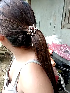 Luminana online show from 04/04/26, 04:30