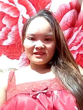 Snapshot of Luminana chatting on 05/02/26, 12:54 Luminana online show from 05/02/26, 12:54