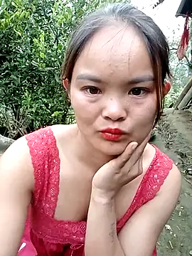 Snapshot of Luminana chatting on 05/06/26, 11:31 Luminana online show from 05/06/26, 11:31