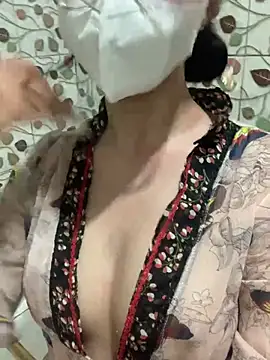 Snapshot of lonely_lunae chatting on 02/07/26, 05:37 lonely lunae online show from 02/07/26, 05:37