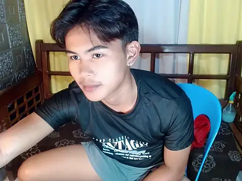 Snapshot of twink_ivanxxxx chatting on 04/07/26, 01:13 twink ivanxxxx online show from 04/07/26, 01:13