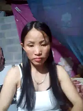 Snapshot of nhynhy11 chatting on 02/16/26, 04:38 nhynhy11 online show from 02/16/26, 04:38