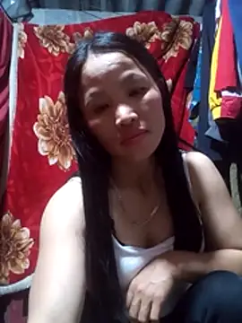 Snapshot of nhynhy11 chatting on 02/23/26, 03:34 nhynhy11 online show from 02/23/26, 03:34