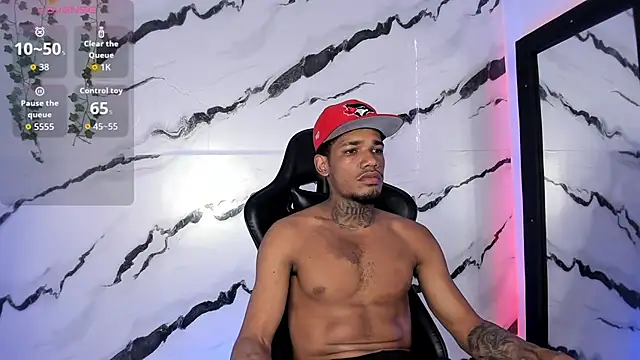 Snapshot of Nehemiaa_boy chatting on 02/07/26, 07:44 Nehemiaa boy online show from 02/07/26, 07:44