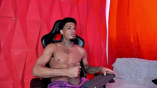 Nehemiaa boy online show from 05/27/26, 01:40
