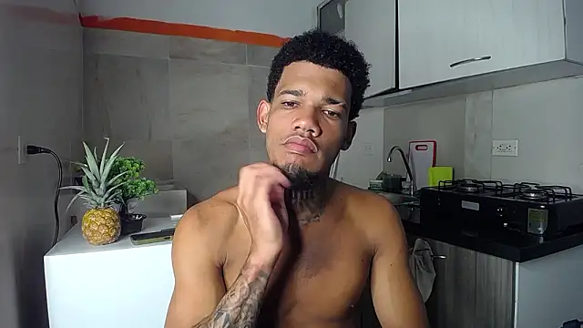 Nehemiaa boy online show from 03/11/26, 05:45