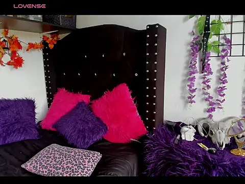 Midory 6 online show from 04/17/26, 07:06