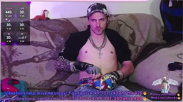 SwatRocShy online show from 04/14/26, 06:07