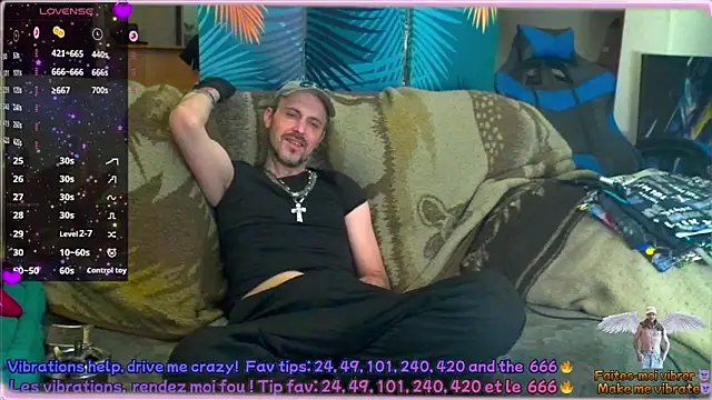 Snapshot of SwatRocShy chatting on 02/26/26, 07:30 SwatRocShy online show from 02/26/26, 07:30