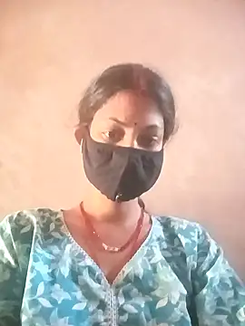 BIG QWEEN NO1 online show from 04/28/26, 07:13