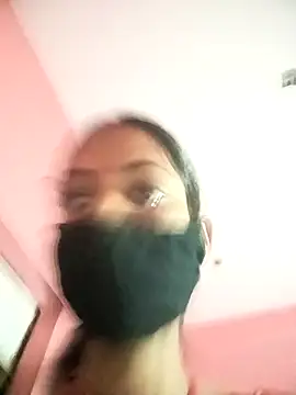 Snapshot of BIG_QWEEN_NO1 chatting on 02/19/26, 05:48 BIG QWEEN NO1 online show from 02/19/26, 05:48