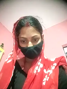 Snapshot of BIG_QWEEN_NO1 chatting on 02/13/26, 09:42 BIG QWEEN NO1 online show from 02/13/26, 09:42