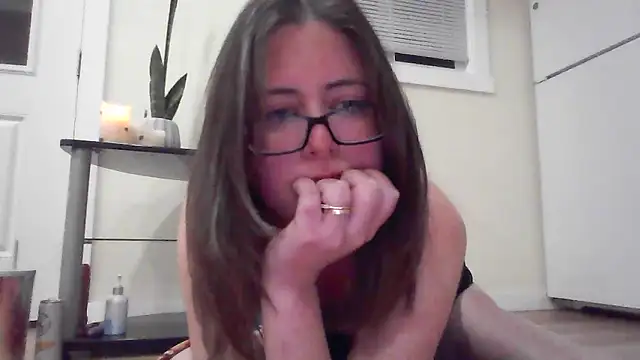 Naomi Blaire online show from 02/06/26, 10:55