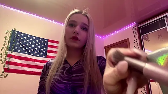 Snapshot of MiaBerlateen chatting on 02/26/26, 06:30 MiaBerlateen online show from 02/26/26, 06:30