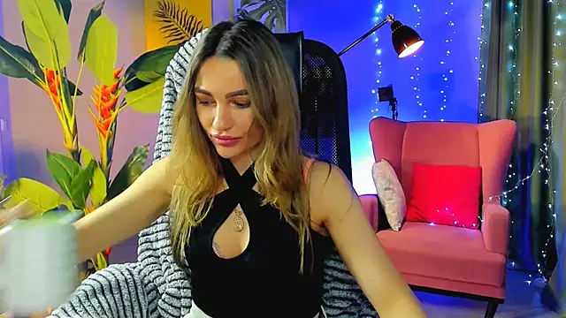 Snapshot of KrisWillis chatting on 02/19/26, 12:57 KrisWillis online show from 02/19/26, 12:57