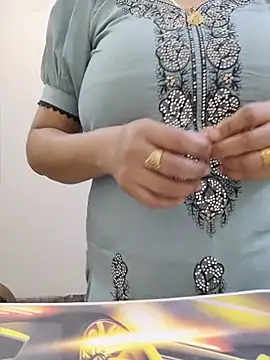 SexybeboX online show from 04/05/26, 06:42