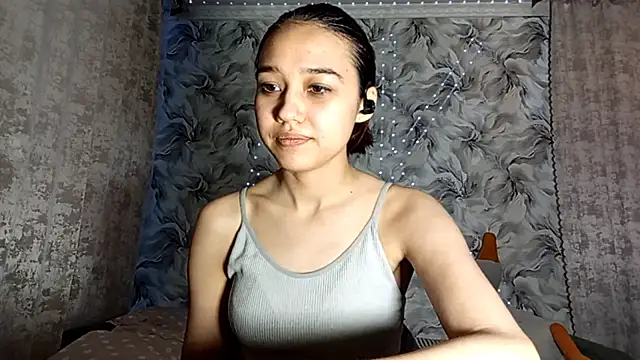 AnnettaBelsito online show from 04/02/26, 01:18