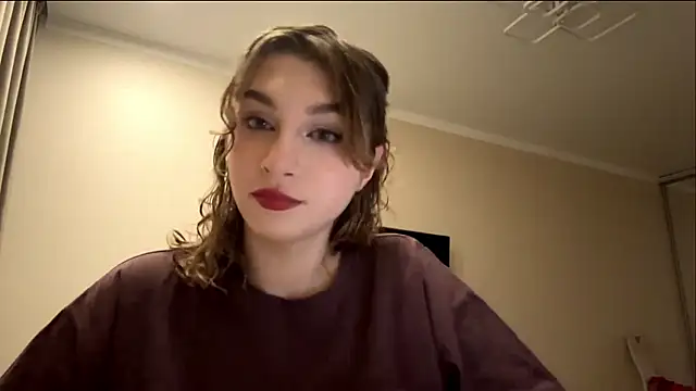 ElliKrovel online show from 02/11/26, 02:06