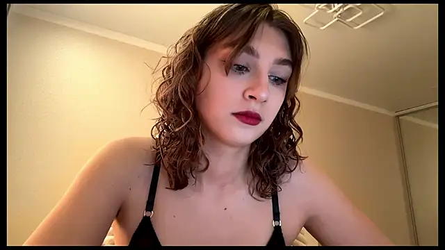 ElliKrovel online show from 02/10/26, 11:20