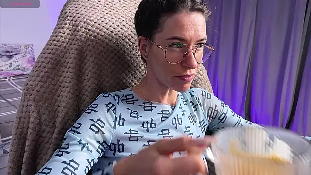 Katy Kar online show from 07/10/26, 08:42