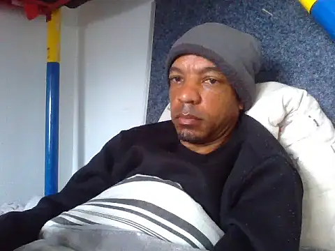 lavelle26 online show from 04/21/26, 07:37