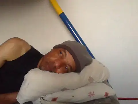 lavelle26 online show from 04/05/26, 03:30