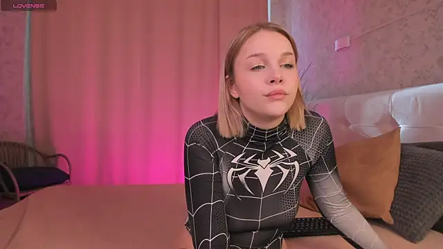 Jenifer lo online show from 02/24/26, 09:21