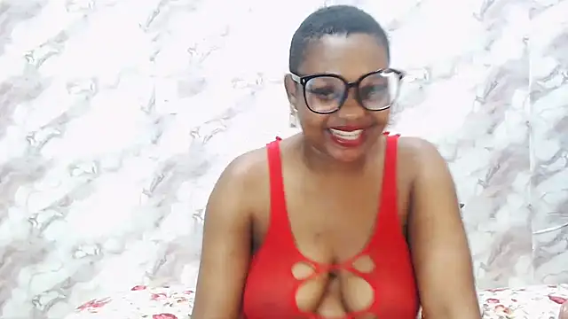 CrystalMelaninXX online show from 04/07/26, 08:21