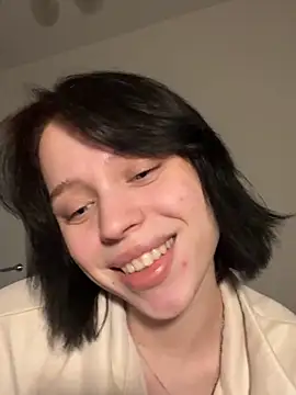  luna fox  online show from 02/10/26, 06:29