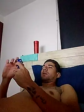 Snapshot of Camilo696903 chatting on 06/01/26, 10:37 Camilo696903 online show from 06/01/26, 10:37
