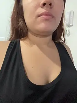 Emily Harpeer online show from 04/05/26, 11:39