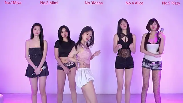 Velvet-girl online show from 02/12/26, 10:26