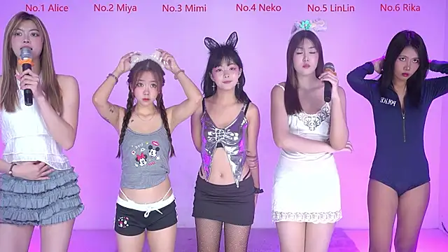 Velvet-girl online show from 05/25/26, 10:03