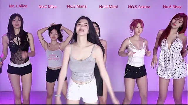 Velvet-girl online show from 03/07/26, 10:10