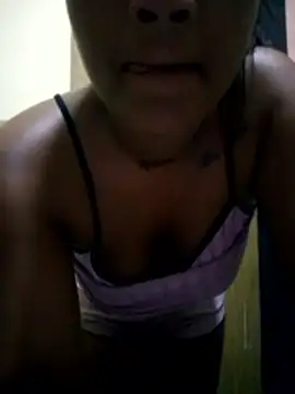 Zoe Renata online show from 05/23/26, 08:46