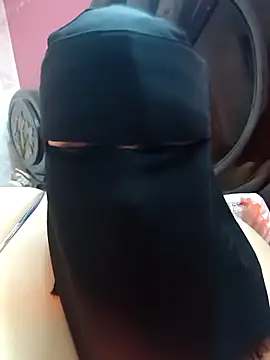 Warda Egy online show from 03/08/26, 10:24