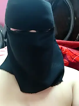 Warda Egy online show from 03/21/26, 10:02