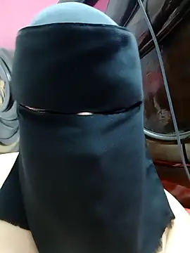 Warda Egy online show from 03/24/26, 08:20