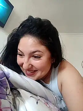 Snapshot of Amber_Sinn chatting on 05/20/26, 10:01 Amber Sinn online show from 05/20/26, 10:01