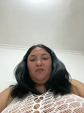 Snapshot of Amber_Sinn chatting on 06/19/26, 07:20 Amber Sinn online show from 06/19/26, 07:20